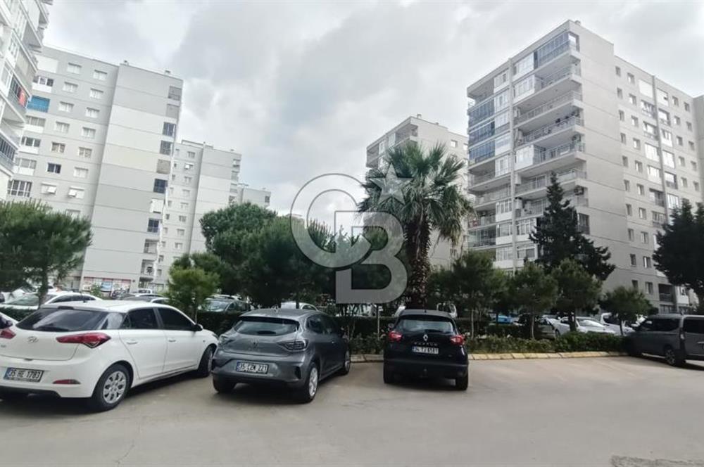 Bayraklı Tepekule'de Satılık 3+1 Site İçi Daire