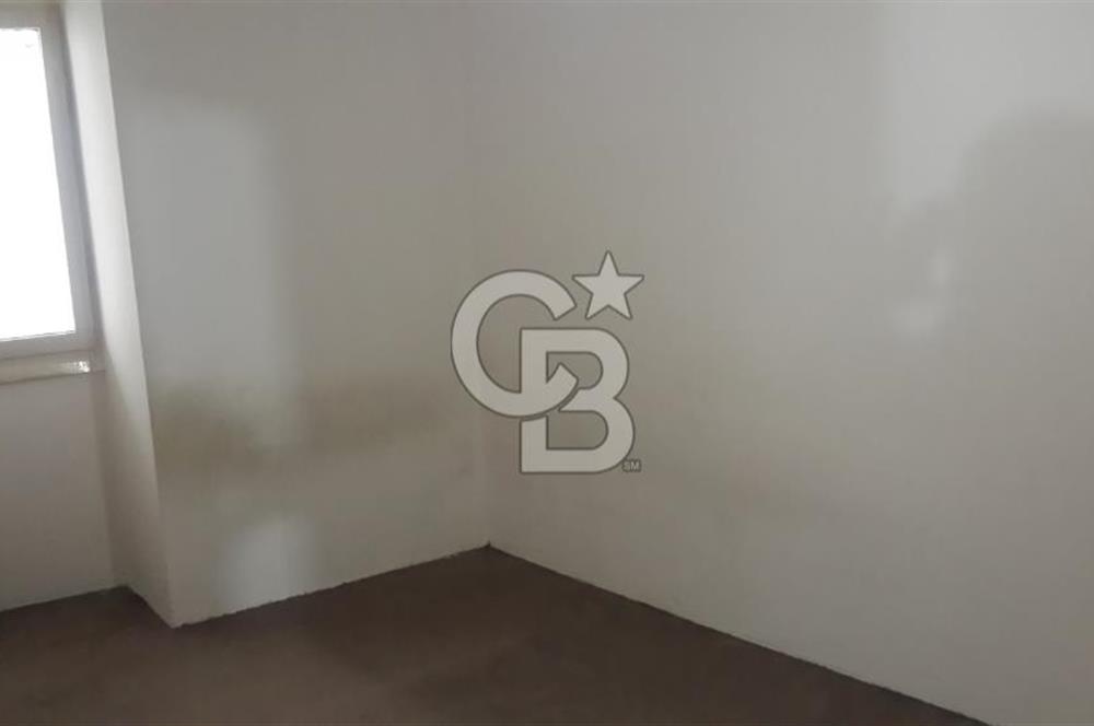 KARŞIYAKA ÇARŞININ GÖBEĞİNDE  2+1 KLASİK 80 m2 ARAKAT DAİRE