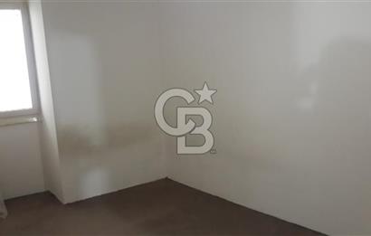 KARŞIYAKA ÇARŞININ GÖBEĞİNDE  2+1 KLASİK 80 m2 ARAKAT DAİRE