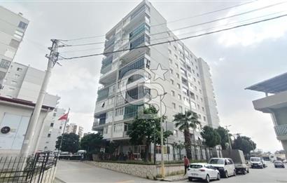 Bayraklı Tepekule'de Satılık 3+1 Site İçi Daire