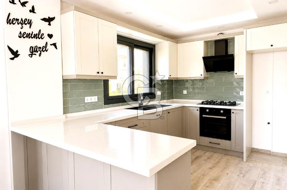 Seferihisar Ürkmez'de Satılık 4+1 182 m2 Villa