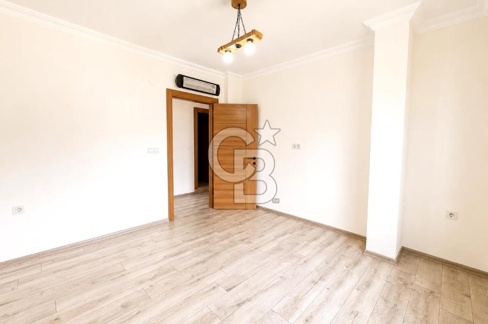 Seferihisar Ürkmez'de Satılık 4+1 182 m2 Villa