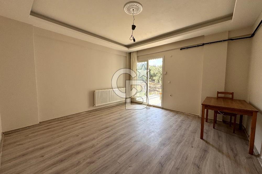 Seferihisar Adliye Karşısı 1+1 Satılık Daire