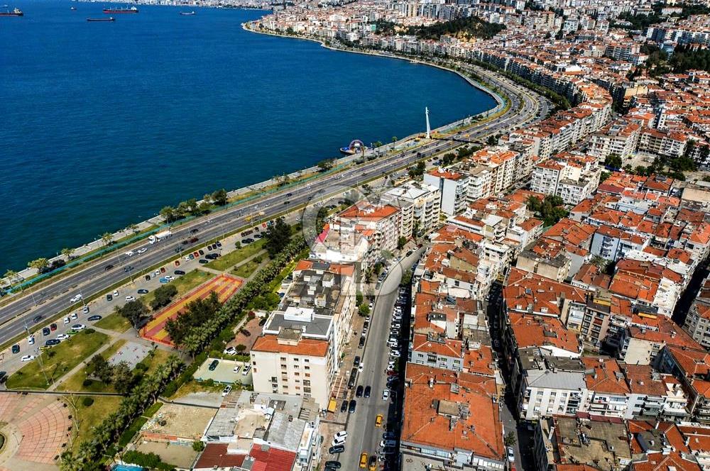 Güzelyalı'da 3+1 Otoparklı Satılık Yalı Dairesi