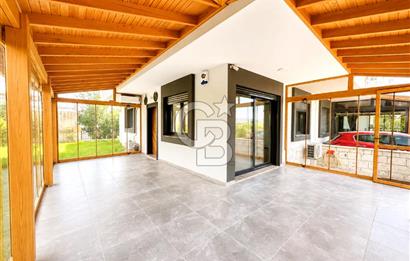Seferihisar Ürkmez'de Satılık 4+1 182 m2 Villa
