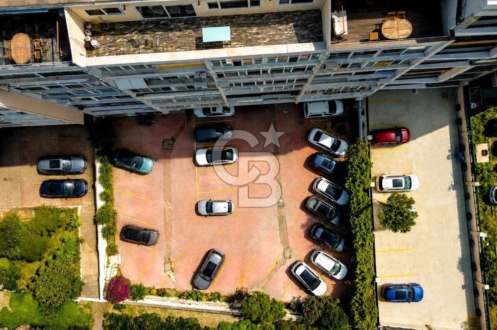 Güzelyalı'da 3+1 Otoparklı Satılık Yalı Dairesi