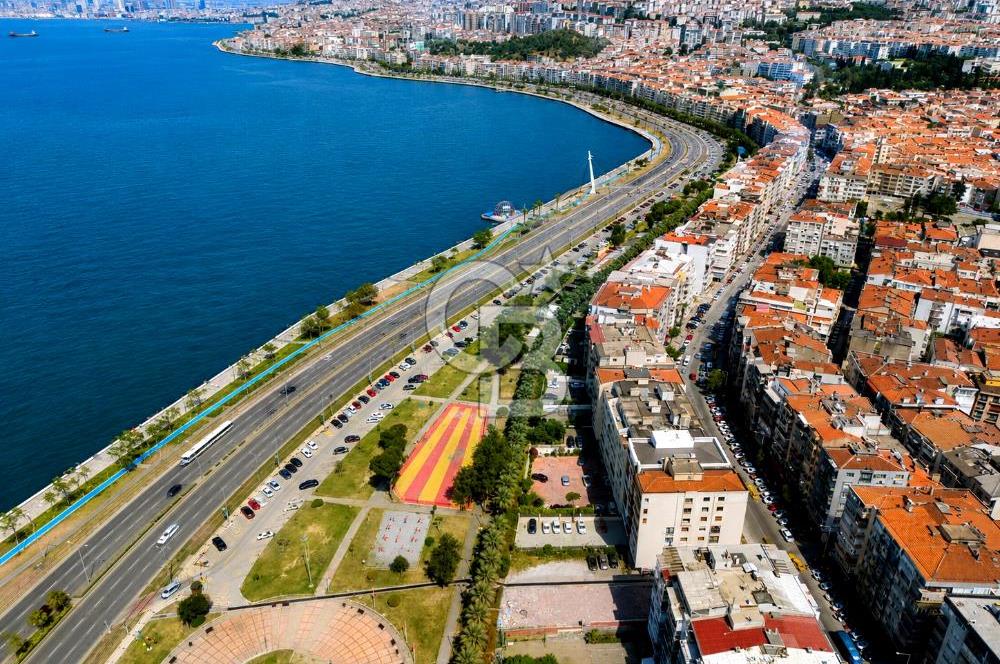 Güzelyalı'da 3+1 Otoparklı Satılık Yalı Dairesi