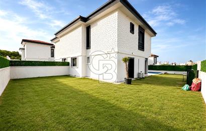 Karaburun Bözköy'de 3+1 Satılık Havuzlu Villa