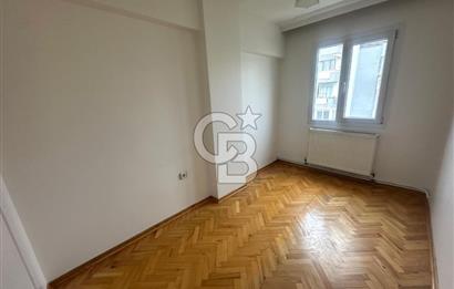 Karşıyaka Belediye Çarşı İzban Yakını Köşe 3+1 Kiralık Daire