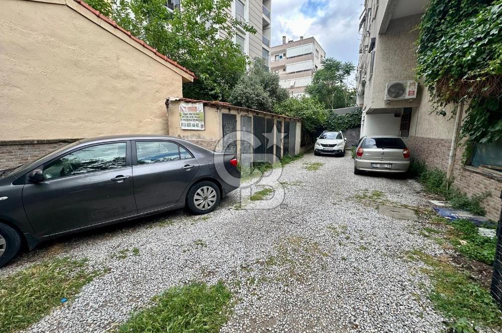 Karşıyaka Belediye Çarşı İzban Yakını Köşe 3+1 Kiralık Daire