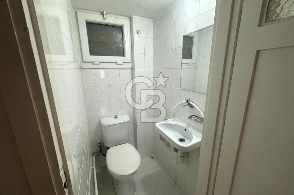 Karşıyaka Belediye Çarşı İzban Yakını Köşe 3+1 Kiralık Daire