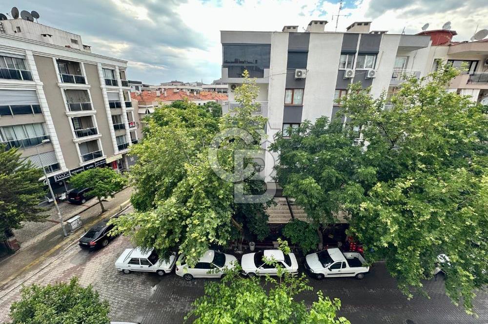 Karşıyaka Belediye Çarşı İzban Yakını Köşe 3+1 Kiralık Daire