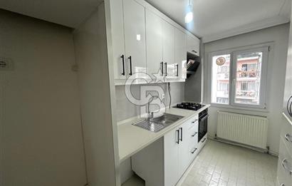 Karşıyaka Belediye Çarşı İzban Yakını Köşe 3+1 Kiralık Daire