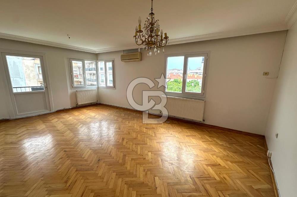 Karşıyaka Belediye Çarşı İzban Yakını Köşe 3+1 Kiralık Daire