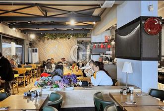 İzmir Alsancak 2. Kordon'da Önü Açık Köşe Konumlu Devren Kiralık - 1 - 350614