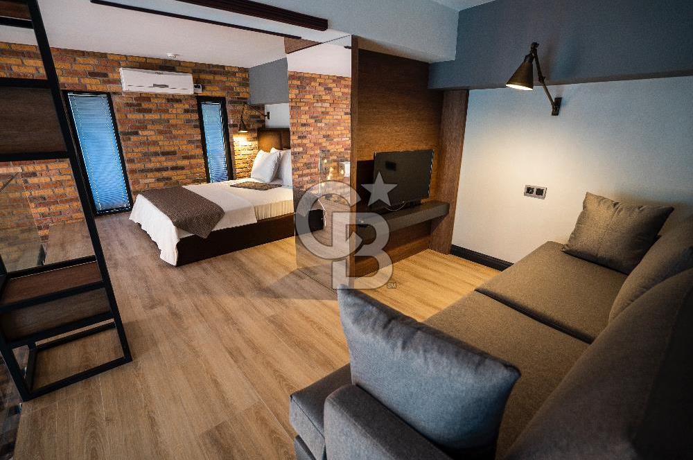 Çeşme Merkezde Eşyalı 1+1 Kiralık Dubleks Loft Daire