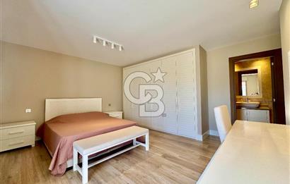 Alaçatı Göbenede 7+1 Müstakil Havuzlu Lüks Kiralık Villa