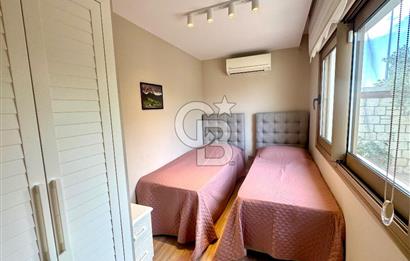 Alaçatı Göbenede 7+1 Müstakil Havuzlu Lüks Kiralık Villa