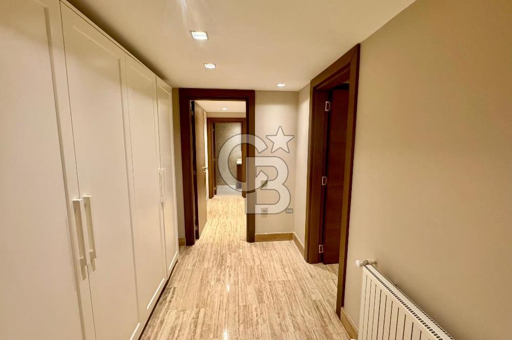 Alaçatı Göbenede 7+1 Müstakil Havuzlu Lüks Kiralık Villa