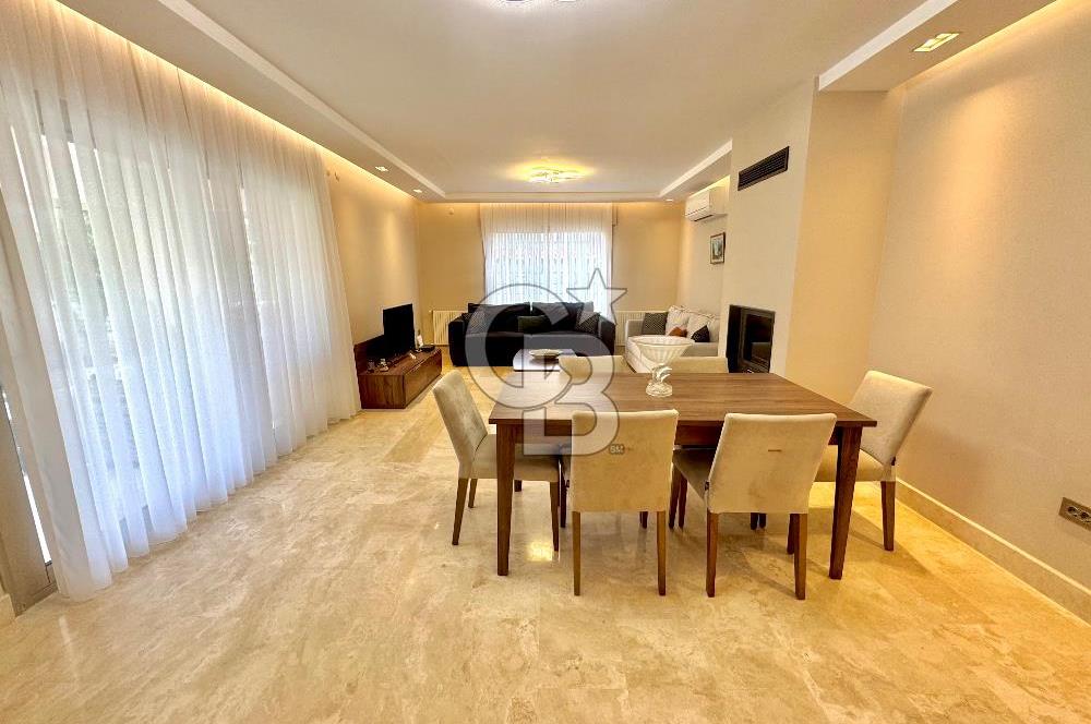 Alaçatı Göbenede 7+1 Müstakil Havuzlu Lüks Kiralık Villa