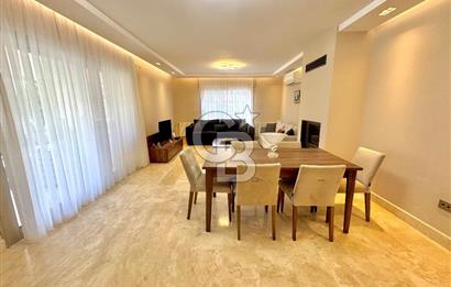 Alaçatı Göbenede 7+1 Müstakil Havuzlu Lüks Kiralık Villa