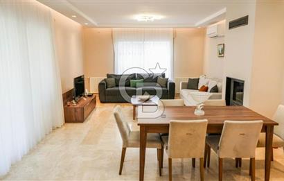 Alaçatı Göbenede 7+1 Müstakil Havuzlu Lüks Kiralık Villa