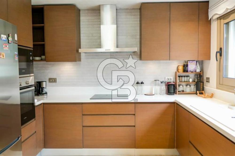 Alaçatı Göbenede 7+1 Müstakil Havuzlu Lüks Kiralık Villa