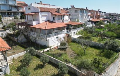 Seferihisar Akarca'da Panoramik Deniz Manzaralı 3+1 Villa