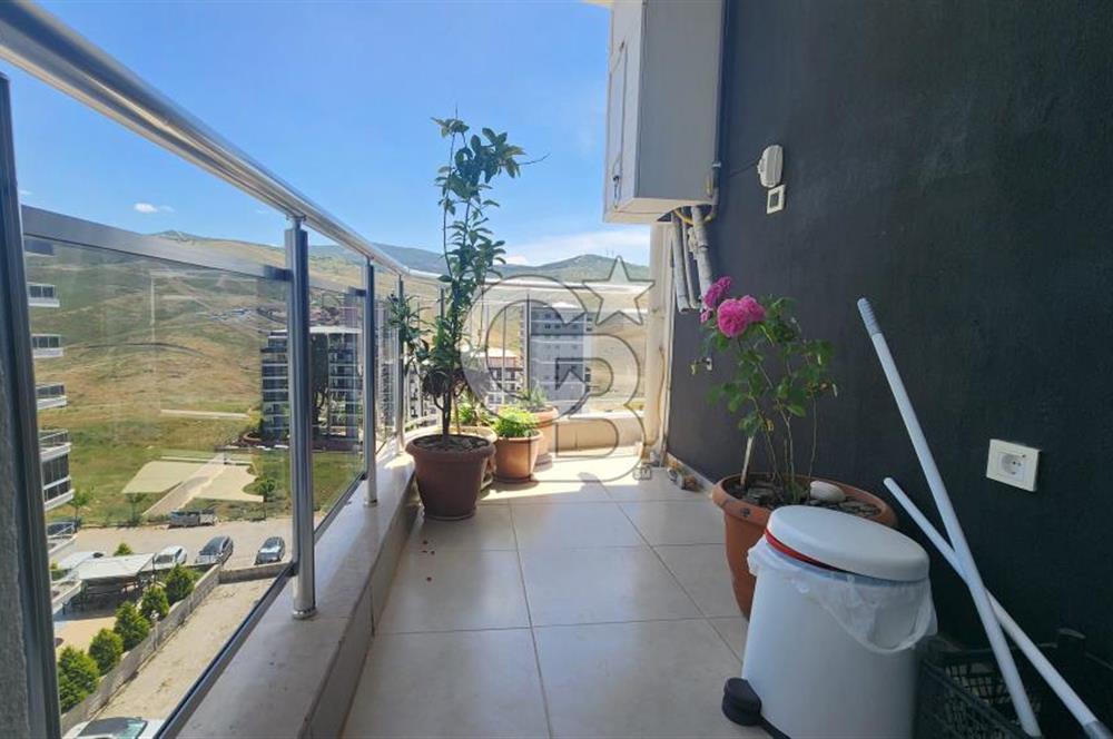 MENEMEN'DE DOĞA VE DENİZ MANZARALI SATILIK 3+1 DAİRE