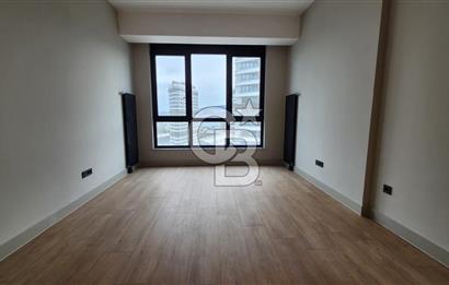 EVORA İZMİR'DE DENİZ MANZARALI SATILIK DAİRE