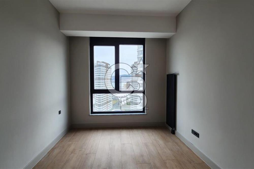 EVORA İZMİR'DE DENİZ MANZARALI SATILIK DAİRE