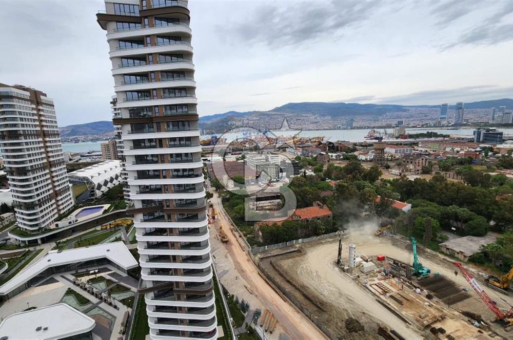EVORA İZMİR'DE DENİZ MANZARALI SATILIK DAİRE