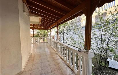 Seferihisar Akarca'da Panoramik Deniz Manzaralı 3+1 Villa