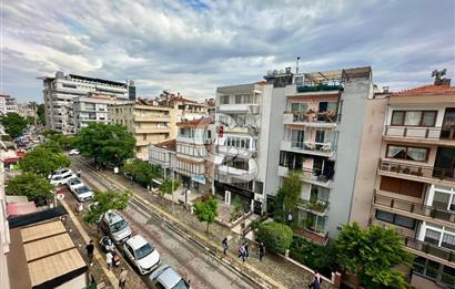 Karşıyaka Belediye Çarşı İzban Yakını Köşe 3+1 Kiralık Daire