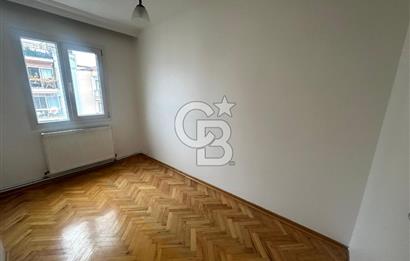 Karşıyaka Belediye Çarşı İzban Yakını Köşe 3+1 Kiralık Daire