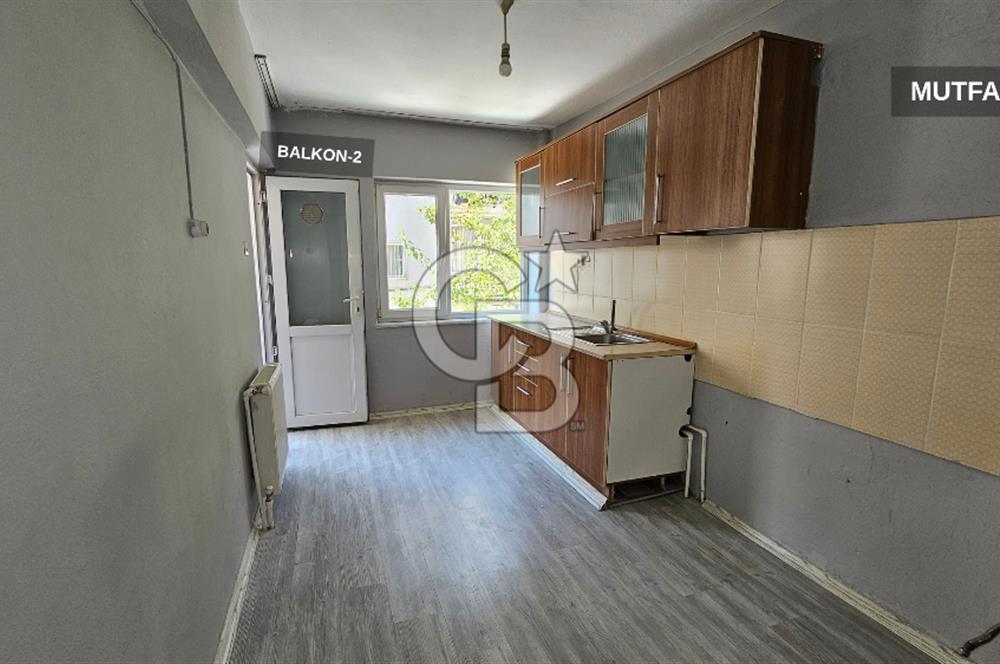 Konak Hatay Üçyol Metro Yakını 3+1 Kapalı Mutfak Kiralık Daire