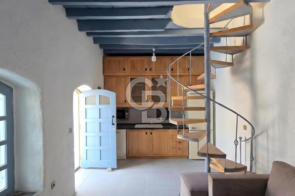 BODRUM YENİKÖY'DE MARİNA MANZARALI TİCARİ KULLANIMA UYGUN 2+1