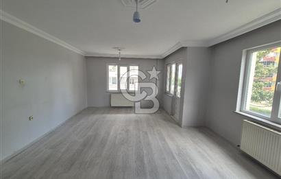Beşevler  Bilginler Caddesi üzerinde Kiralık 3+1