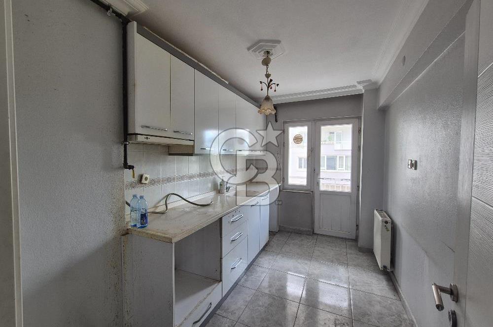 Beşevler  Bilginler Caddesi üzerinde Kiralık 3+1