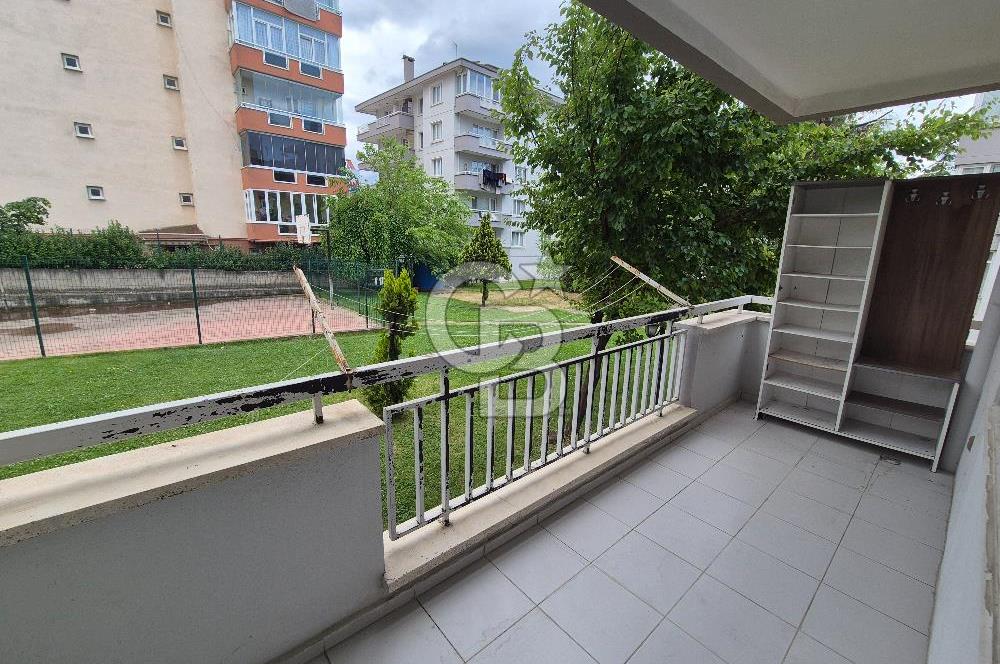 Beşevler  Bilginler Caddesi üzerinde Kiralık 3+1