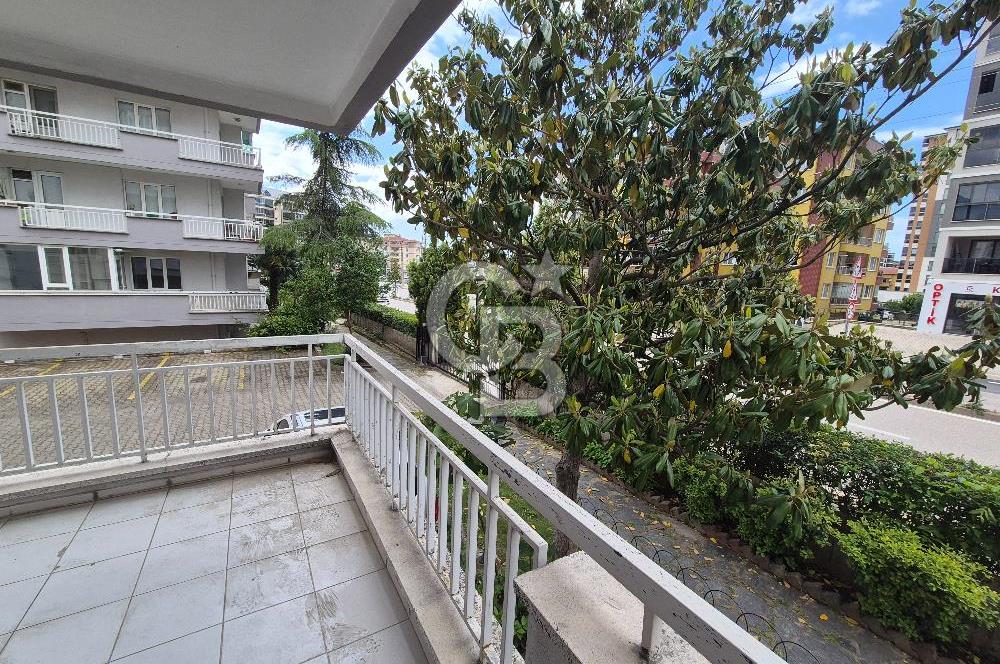 Beşevler  Bilginler Caddesi üzerinde Kiralık 3+1
