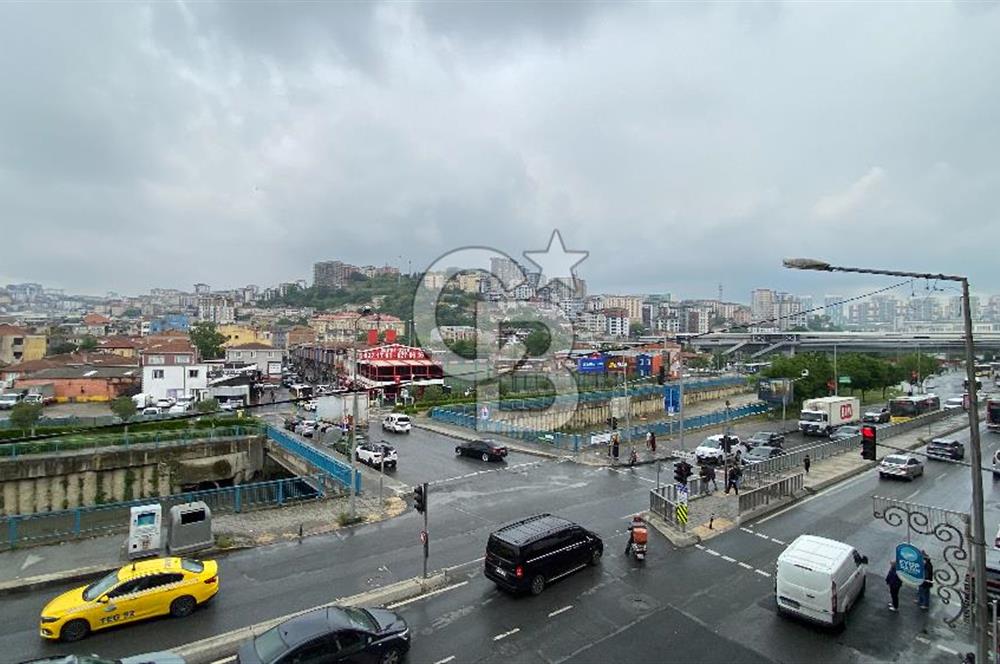 EYÜPSULTAN GÜZELTEPE METRO KARŞISINDA 2+1 90 M2 SATILIK D