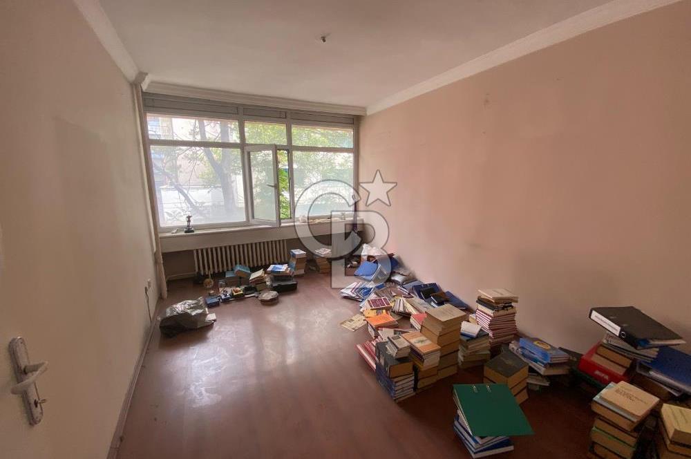 KIZILAY ADAKALE SK 2.KAT ÖN CEPHE 1+1 45 M2 SATILIK OFİS