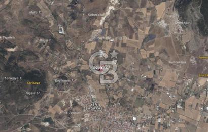 YENİBAĞARASI’NDA ASFALT YOLA CEPHELİ İMARA 500 M. SATILIK TARLA