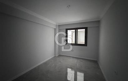 MURADİYE'DE CADDE ÜZERİ FERAH 2+1 SATILIK DAİRE