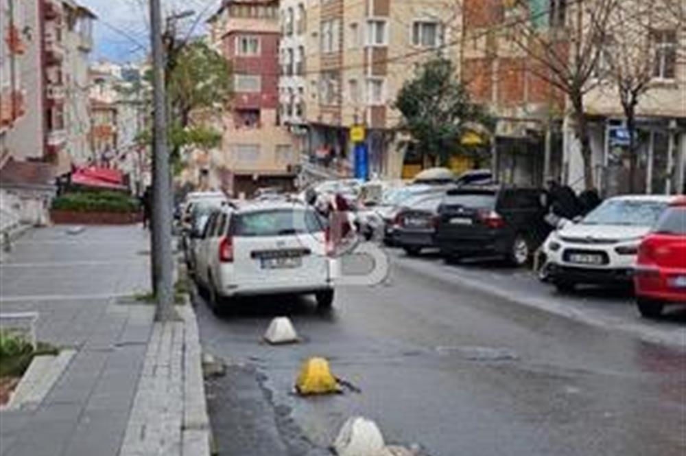 mecidiyeköy gülbaharda geniş 2+1 balkonlu satılık daire 