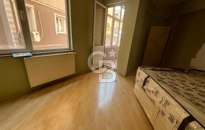 mecidiyeköy gülbaharda geniş 2+1 balkonlu satılık daire 