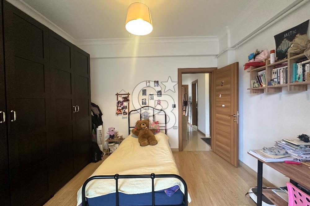 Necat Hepkon'da Havuzlu Site İçerisinde Kapalı Mutfak 3+1
