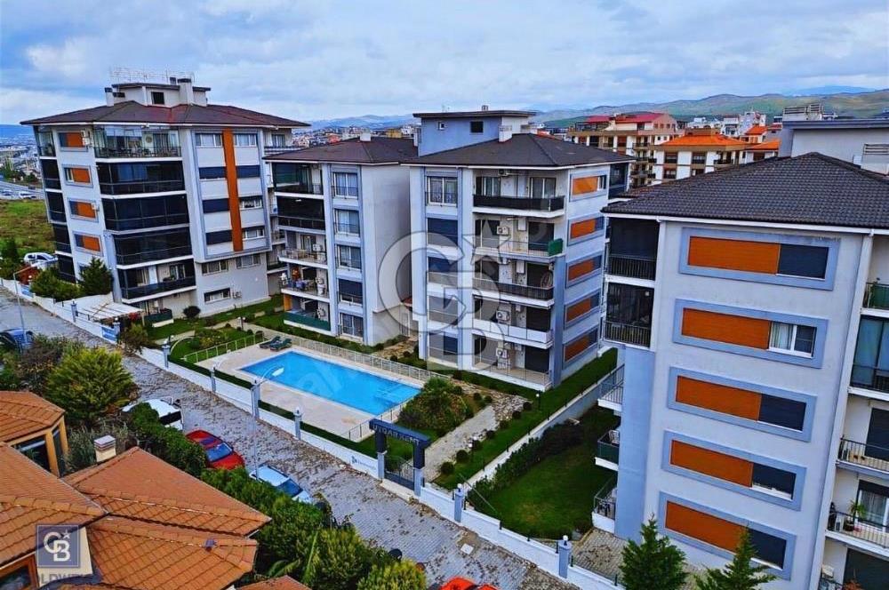 Necat Hepkon'da Havuzlu Site İçerisinde Kapalı Mutfak 3+1