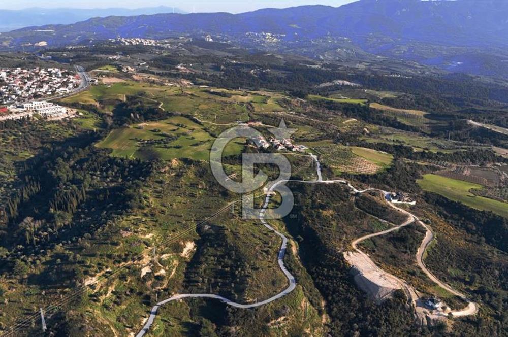 Satılık Kuşadası Soğucak'ta 15/30 Konut Emsalli Arsa
